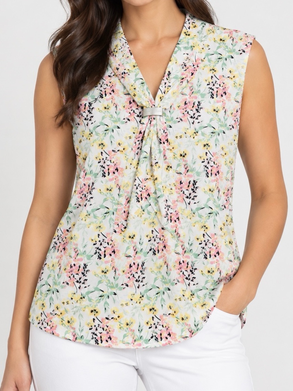Adrienne Vittadini White Floral Tie-Neck Sleeveless Top